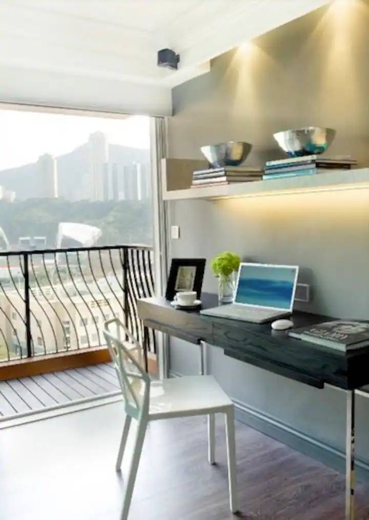 Luxurious home in centre of causeway bay